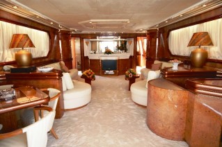Dynasty - Saloon